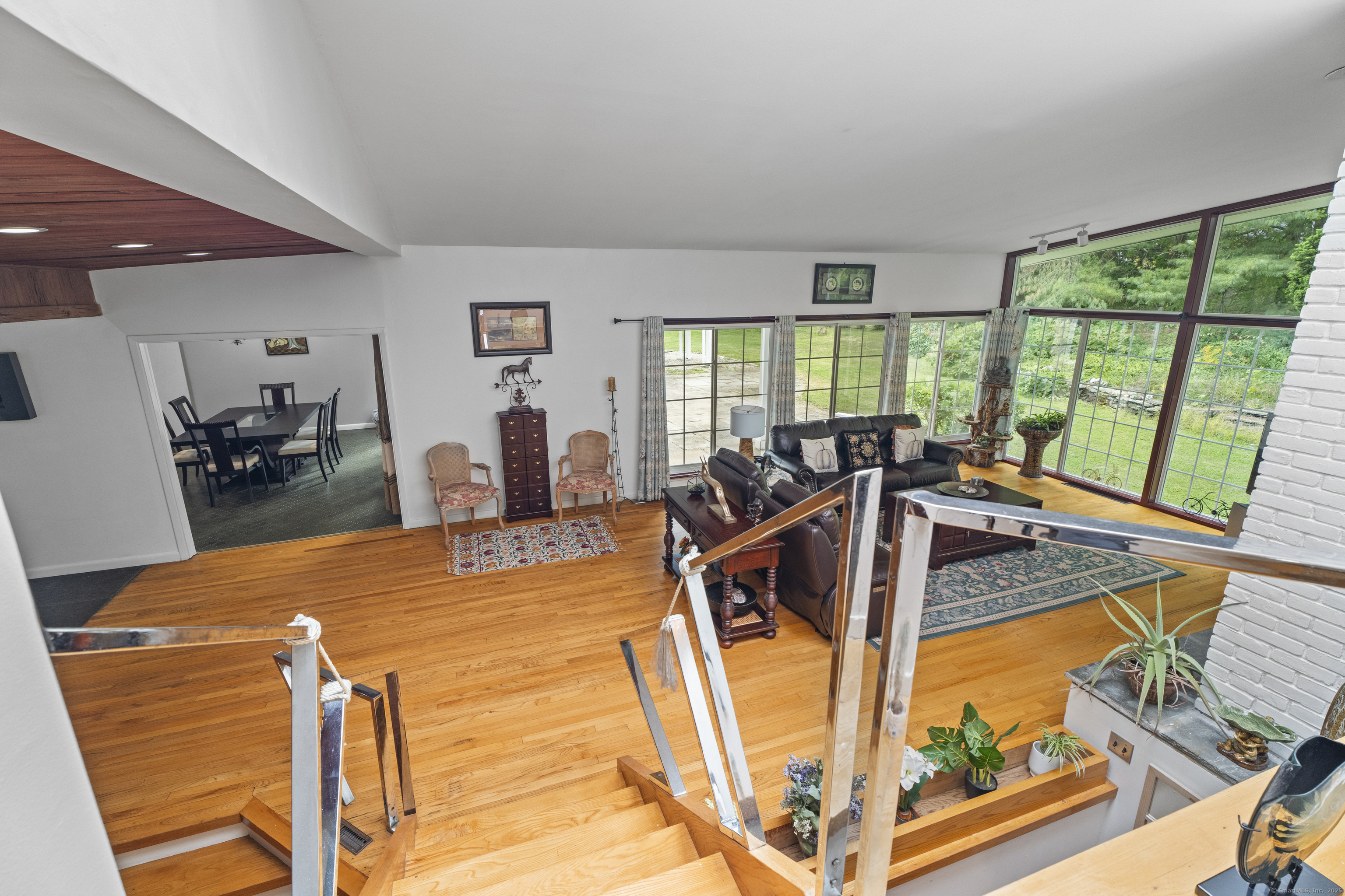 46 Tumblebrook Road Woodbridge, CT 06525 - Photo 13 of 37