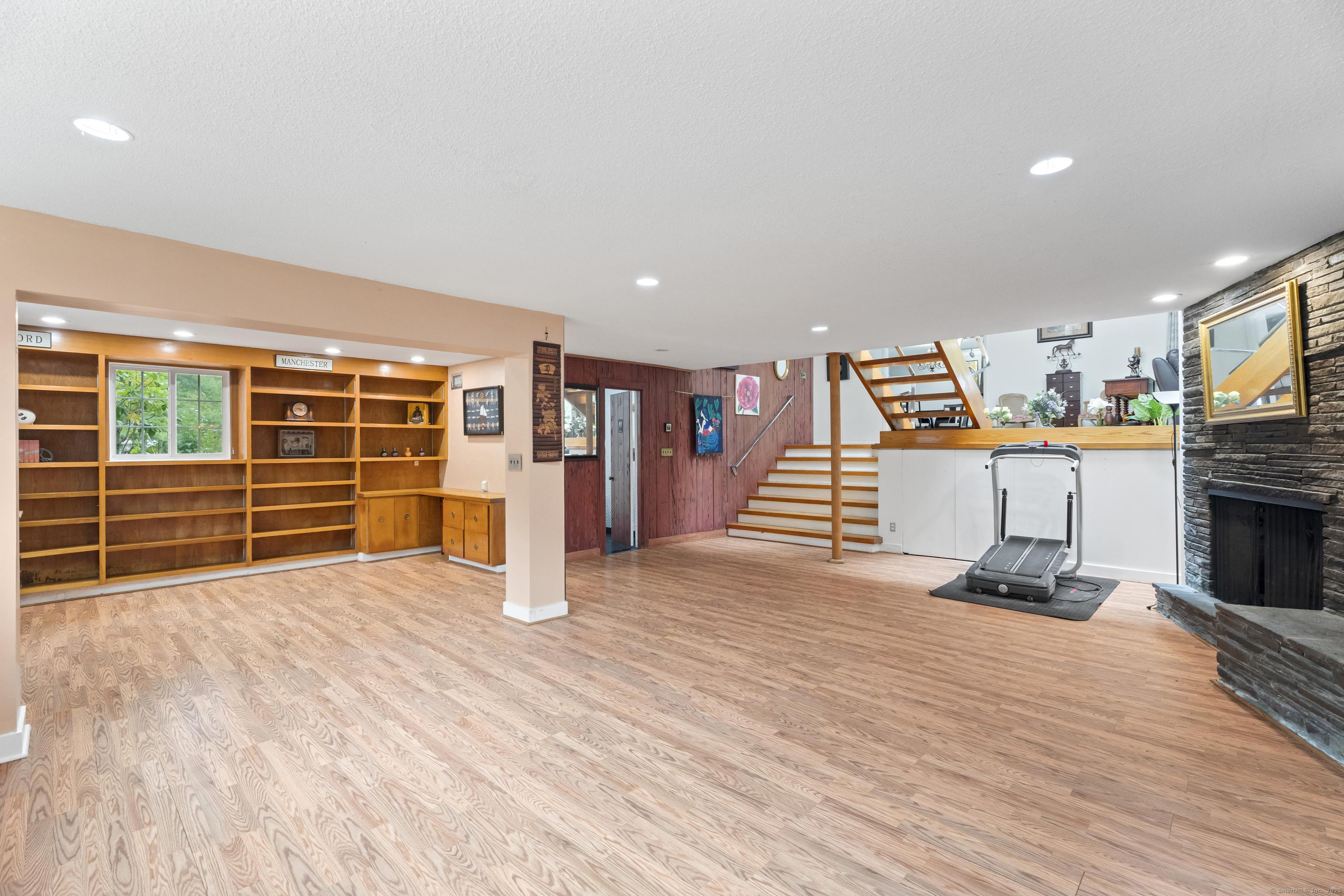 46 Tumblebrook Road Woodbridge, CT 06525 - Photo 16 of 37