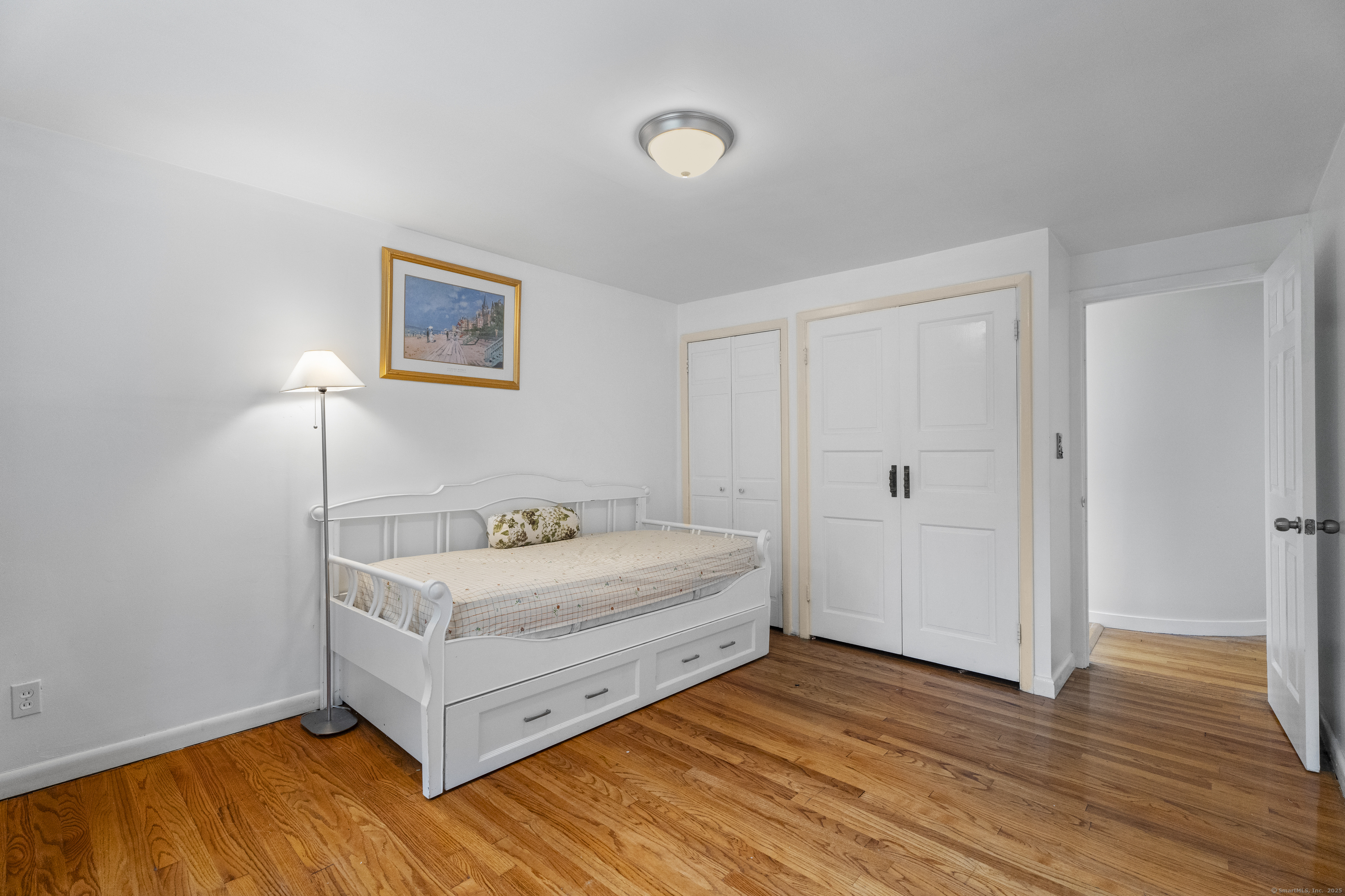 46 Tumblebrook Road Woodbridge, CT 06525 - Photo 26 of 37