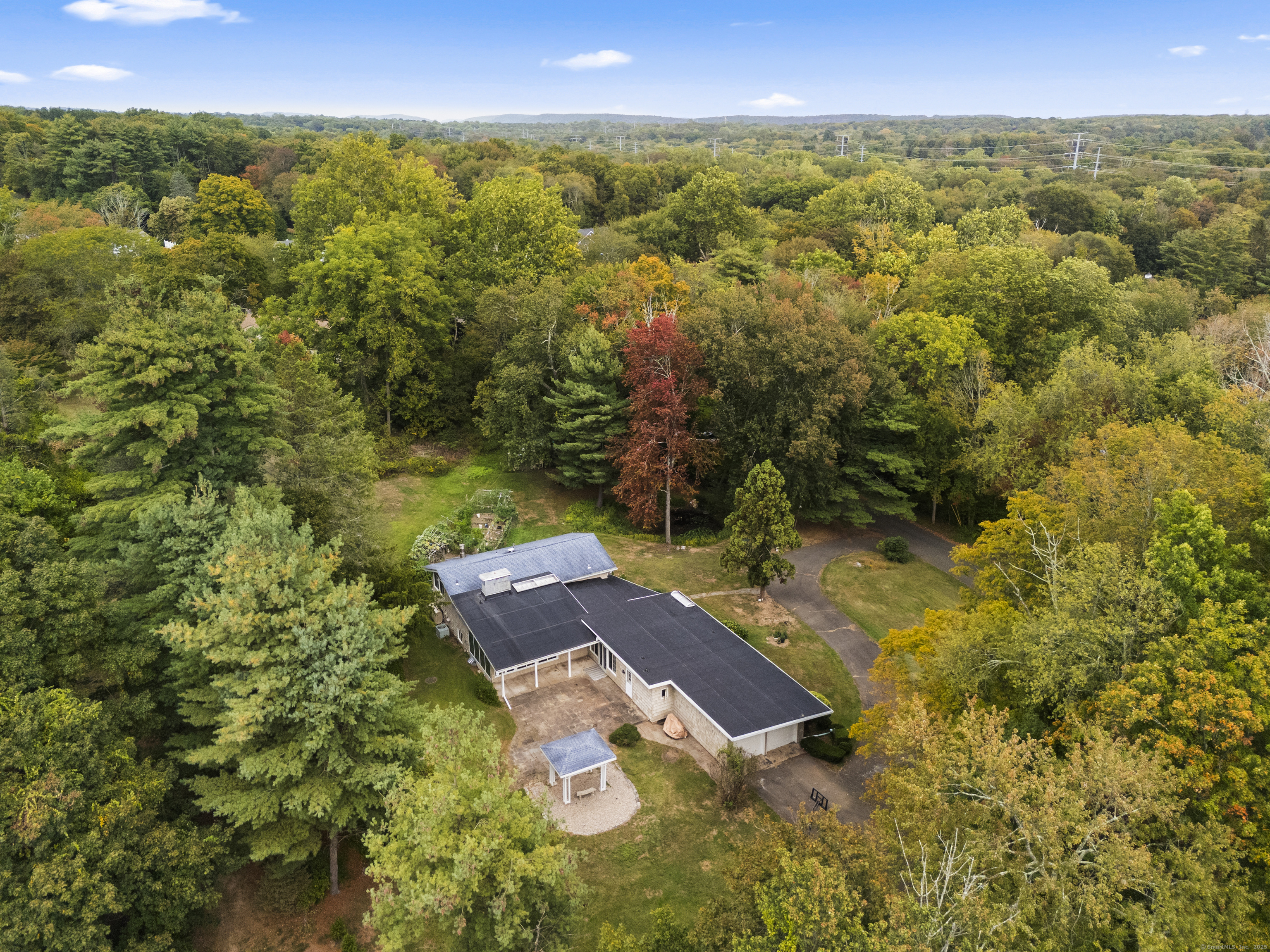 46 Tumblebrook Road Woodbridge, CT 06525 - Photo 31 of 37