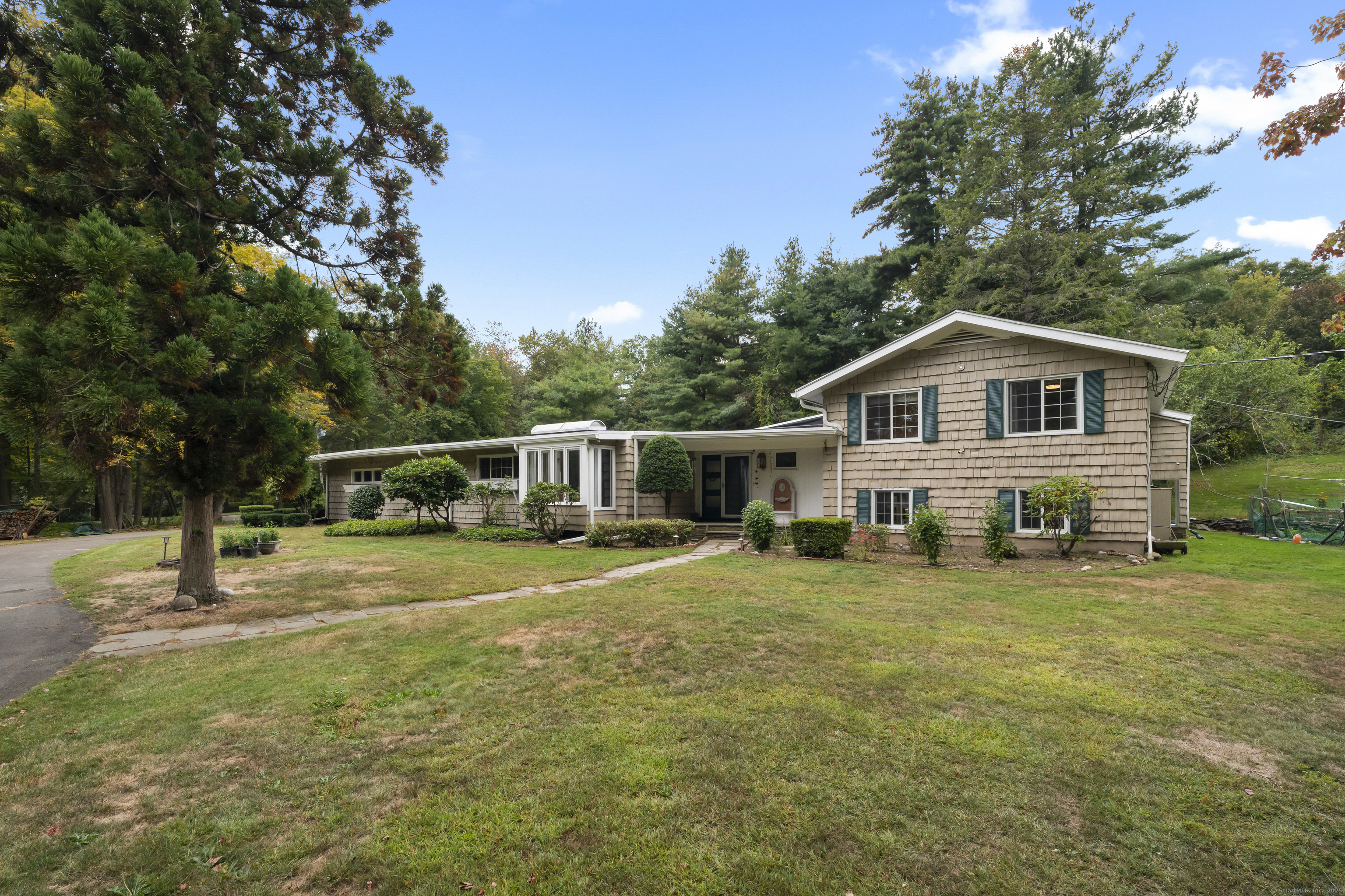 46 Tumblebrook Road Woodbridge, CT 06525 - Photo 36 of 37