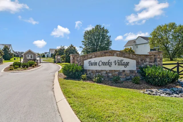 $599,900 | 50 Pontoon Place, Winchester, TN 37398