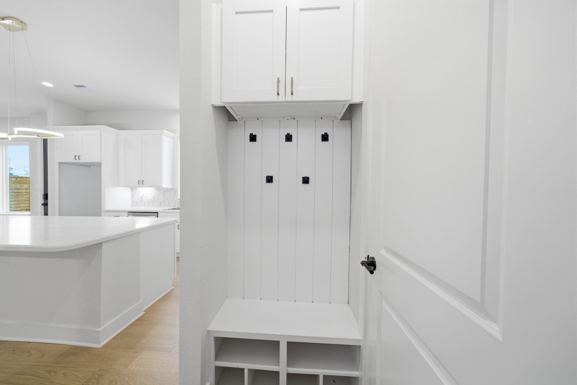 328 Janisch Road, Unit C Houston, TX 77018 - Photo 11 of 46