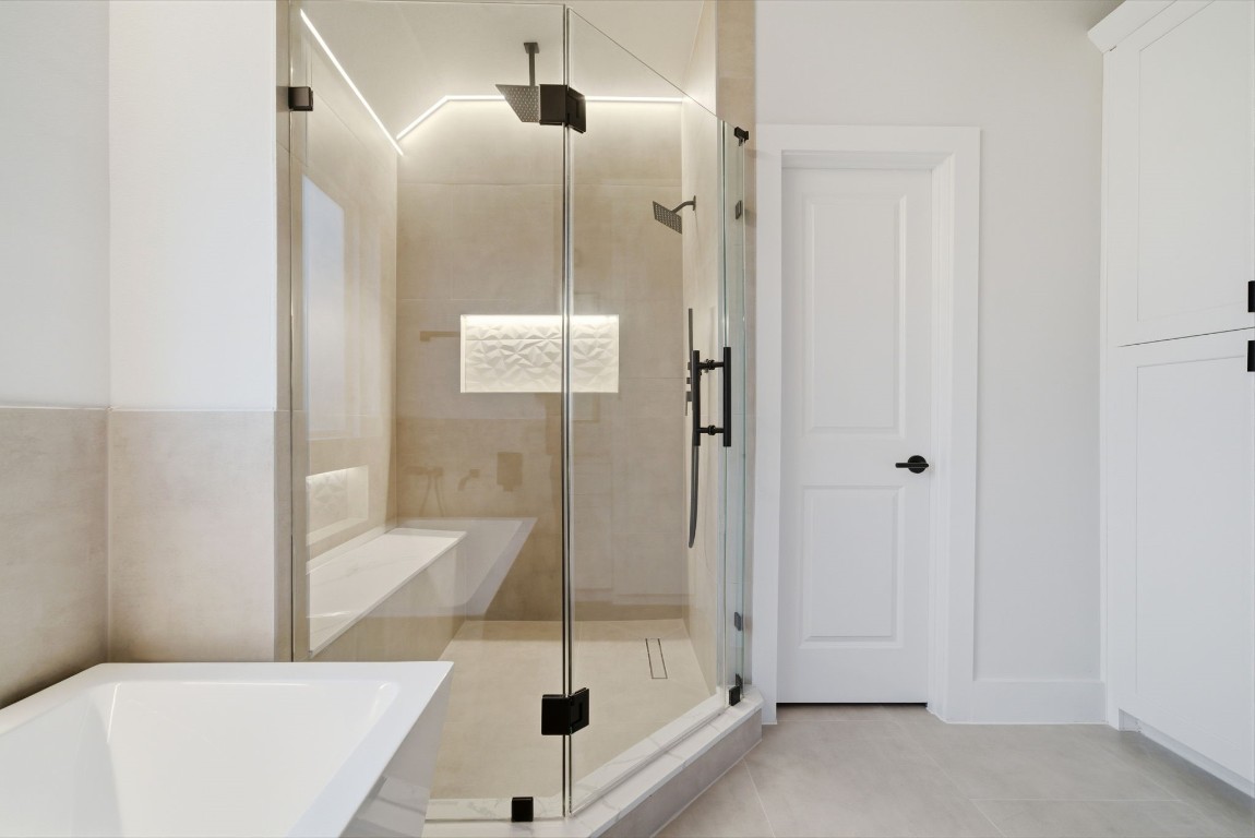 328 Janisch Road, Unit C Houston, TX 77018 - Photo 23 of 46