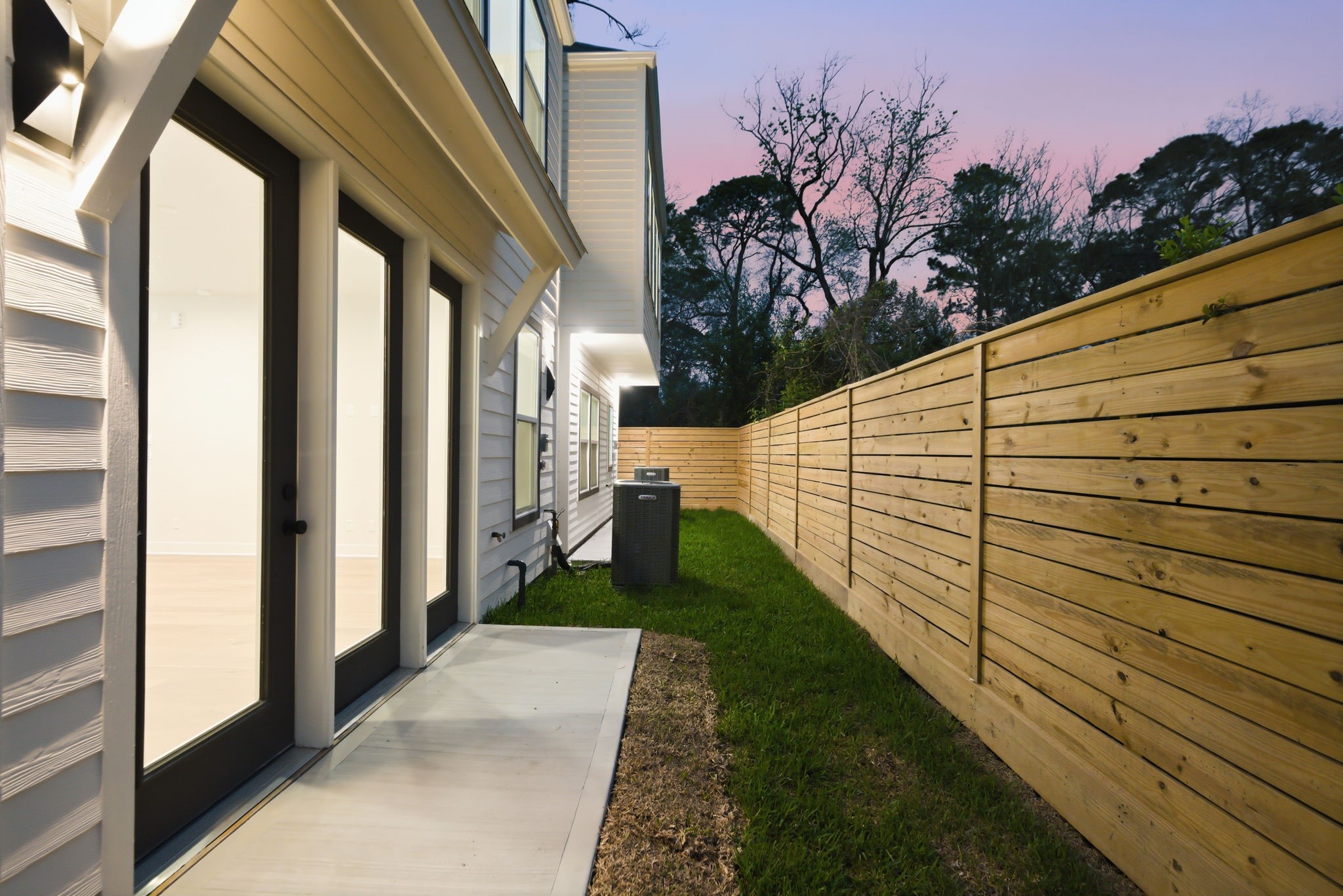 328 Janisch Road, Unit C Houston, TX 77018 - Photo 41 of 46 a view of a back yard of the house