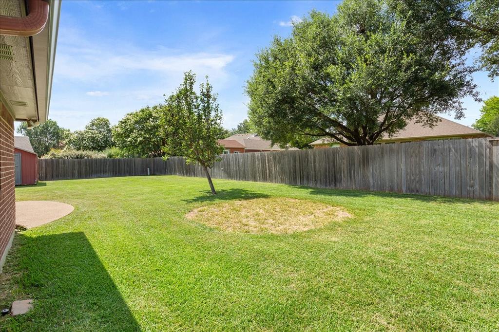 1017 Cheyenne Trail Hewitt, TX 76643 - Photo 26 of 28