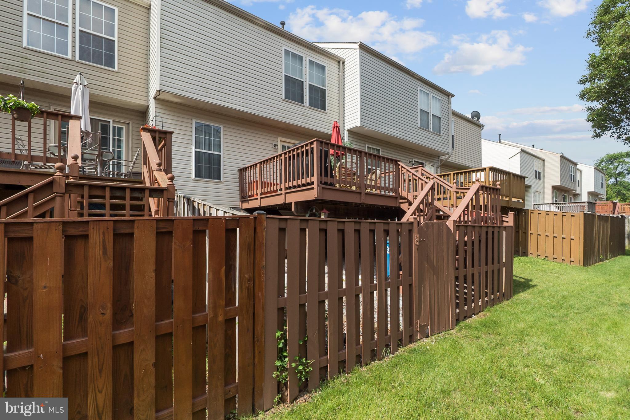 6372 Trips Way Springfield, VA 22150 - Photo 28 of 30 Exterior (Rear)