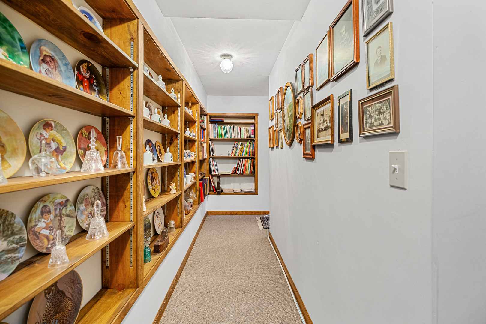 10901 Gasch Road Harvard, IL 60033 - Photo 14 of 46 a view of a hallway with stairs
