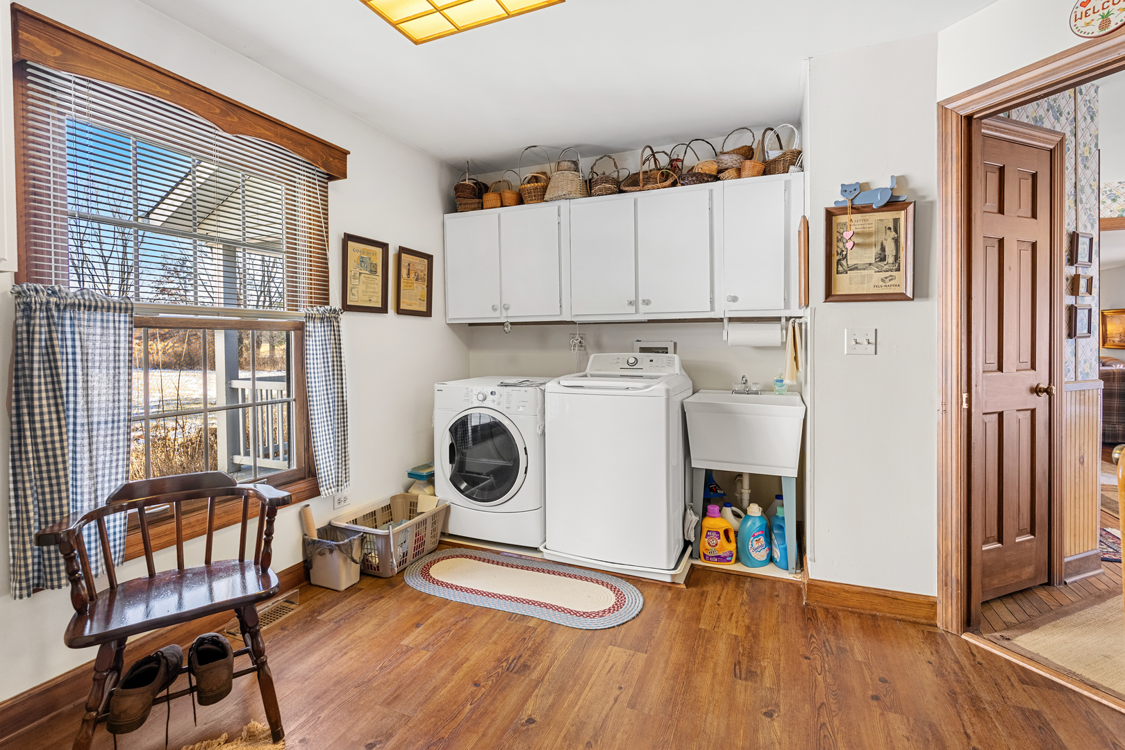 10901 Gasch Road Harvard, IL 60033 - Photo 16 of 46 a view of a kitchen with washer and dryer