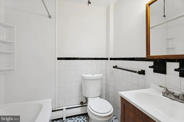 $399,900 | 623 Wood Street, Conshohocken, PA 19428