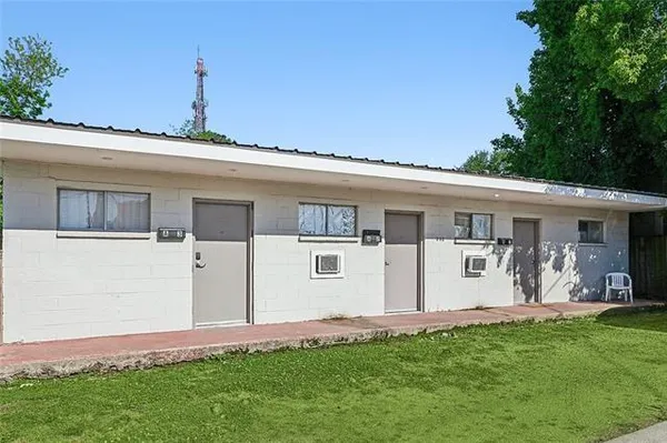 $700 | 232 Apple Street, Unit A2, Norco, LA 70079