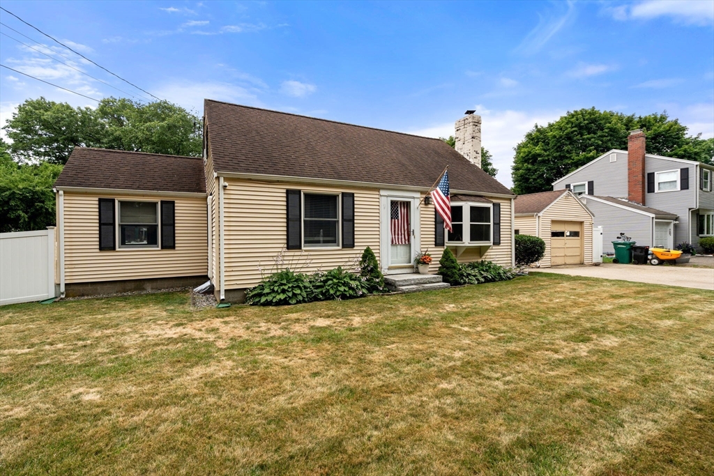 25 Wilson Street Beverly, MA 01915 - Photo 5 of 30