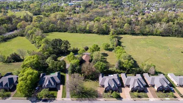 $599,900 | 131 Stoners Glen Drive, Hermitage, TN 37076