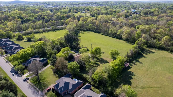 $599,900 | 131 Stoners Glen Drive, Hermitage, TN 37076