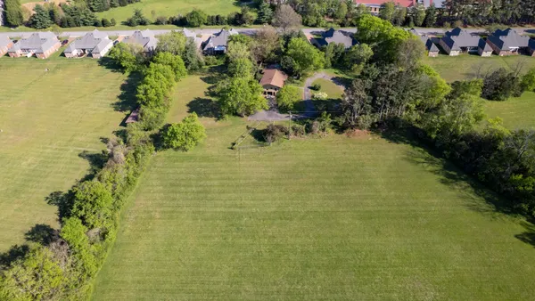 $599,900 | 131 Stoners Glen Drive, Hermitage, TN 37076