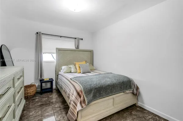 $3,000 | 7211 Northwest 76th Street, Tamarac, FL 33321