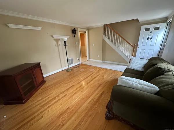$285,000 | 8 Butternut Drive, Unit 8, Glastonbury, CT 06033