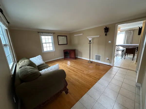 $285,000 | 8 Butternut Drive, Unit 8, Glastonbury, CT 06033