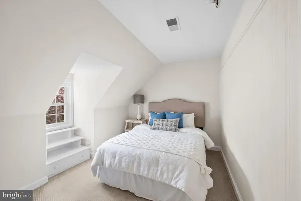$1,500,000 | 7510 Wyndale Road, Chevy Chase, MD 20815