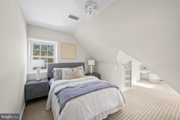 $1,500,000 | 7510 Wyndale Road, Chevy Chase, MD 20815