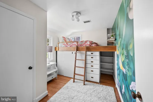 $1,500,000 | 7510 Wyndale Road, Chevy Chase, MD 20815