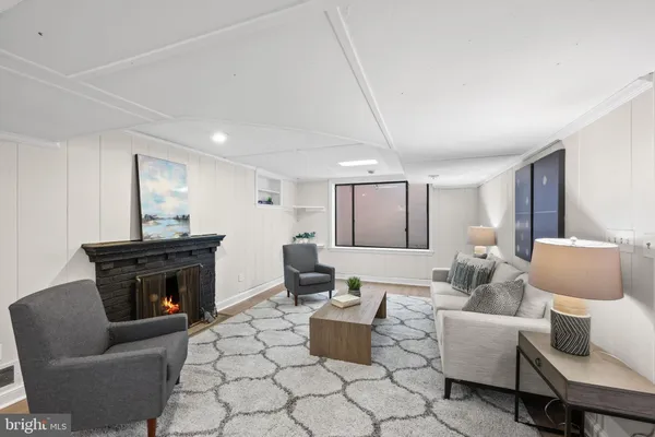 $1,500,000 | 7510 Wyndale Road, Chevy Chase, MD 20815