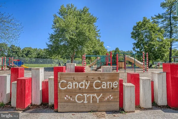 $1,500,000 | 7510 Wyndale Road, Chevy Chase, MD 20815