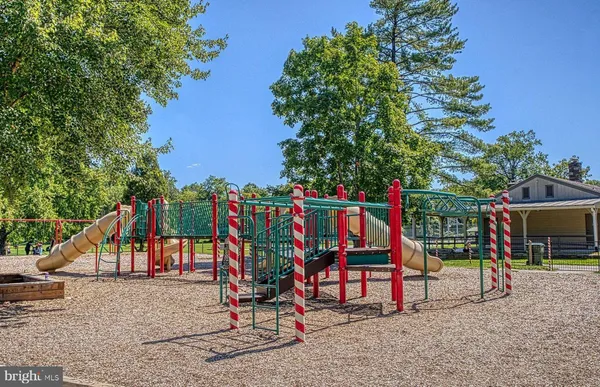 $1,500,000 | 7510 Wyndale Road, Chevy Chase, MD 20815