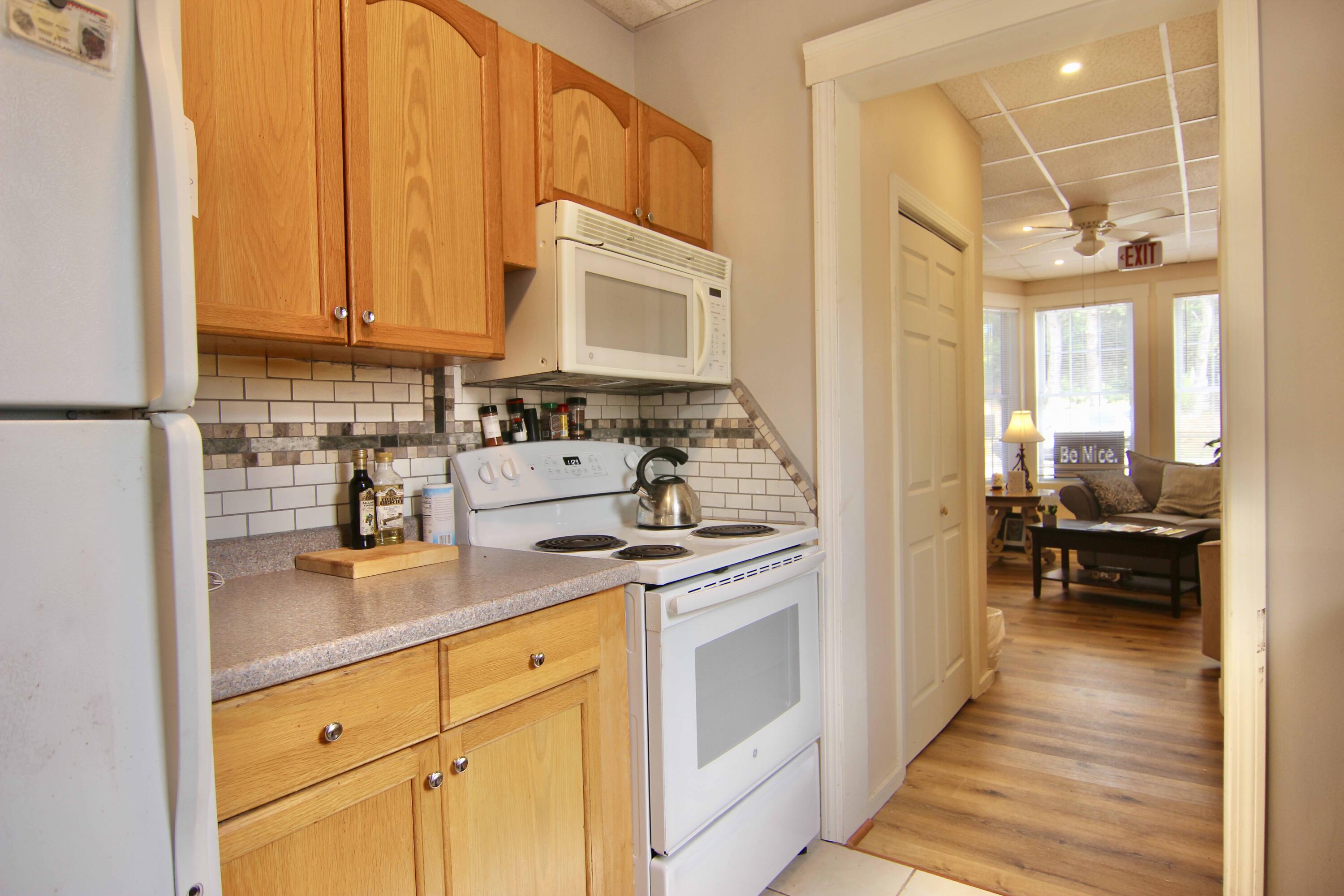 391 Main Street Biddeford, ME 04005 - Photo 20 of 42 IMG_8175