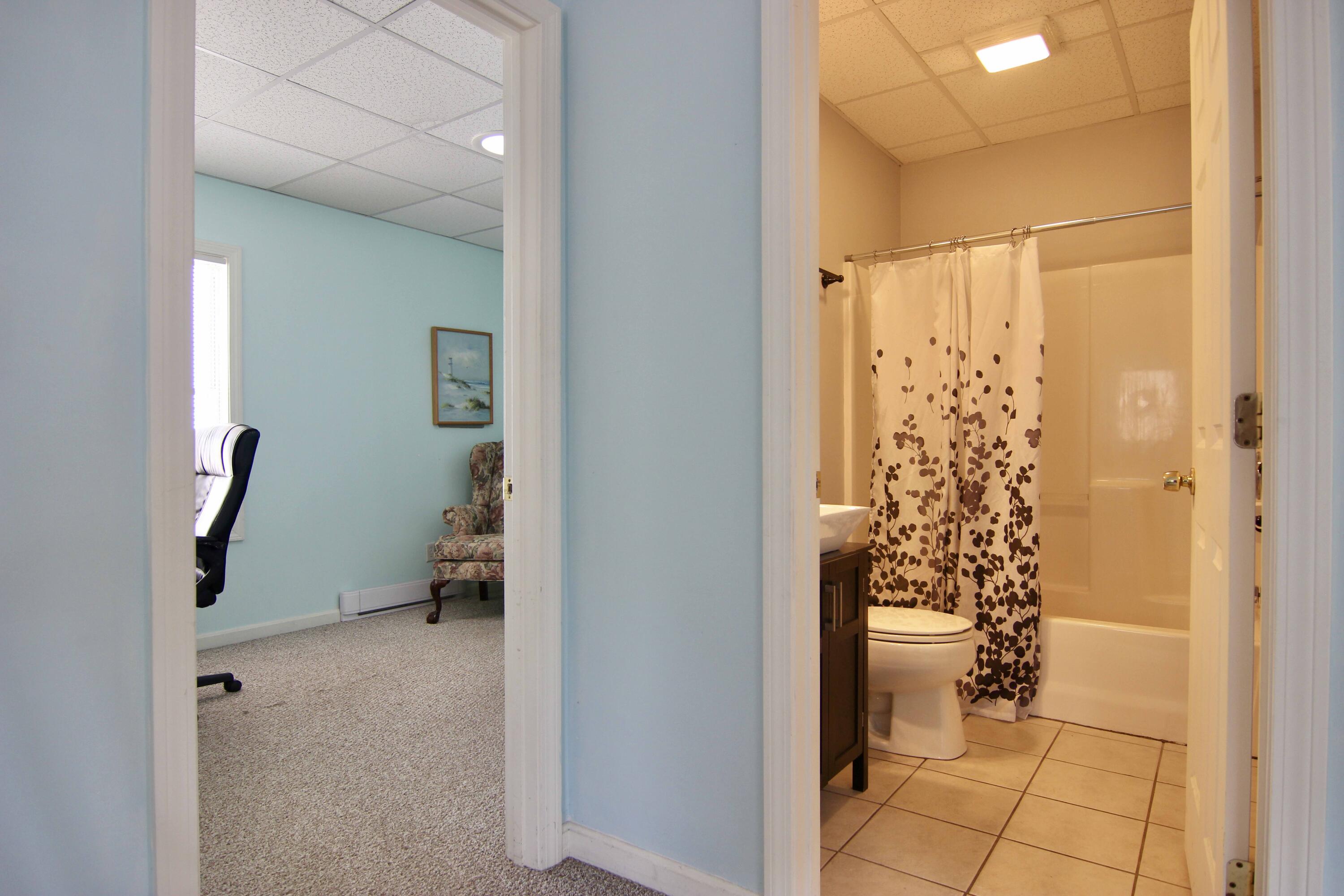 391 Main Street Biddeford, ME 04005 - Photo 26 of 42 IMG_8182