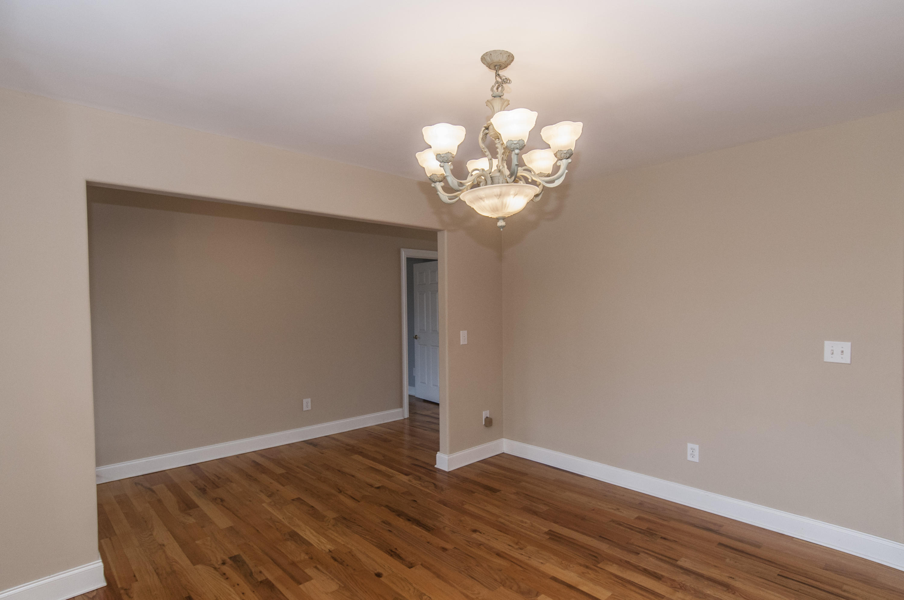 1328 Roma Road Hanahan, SC 29410 - Photo 16 of 60 _DSC0741
