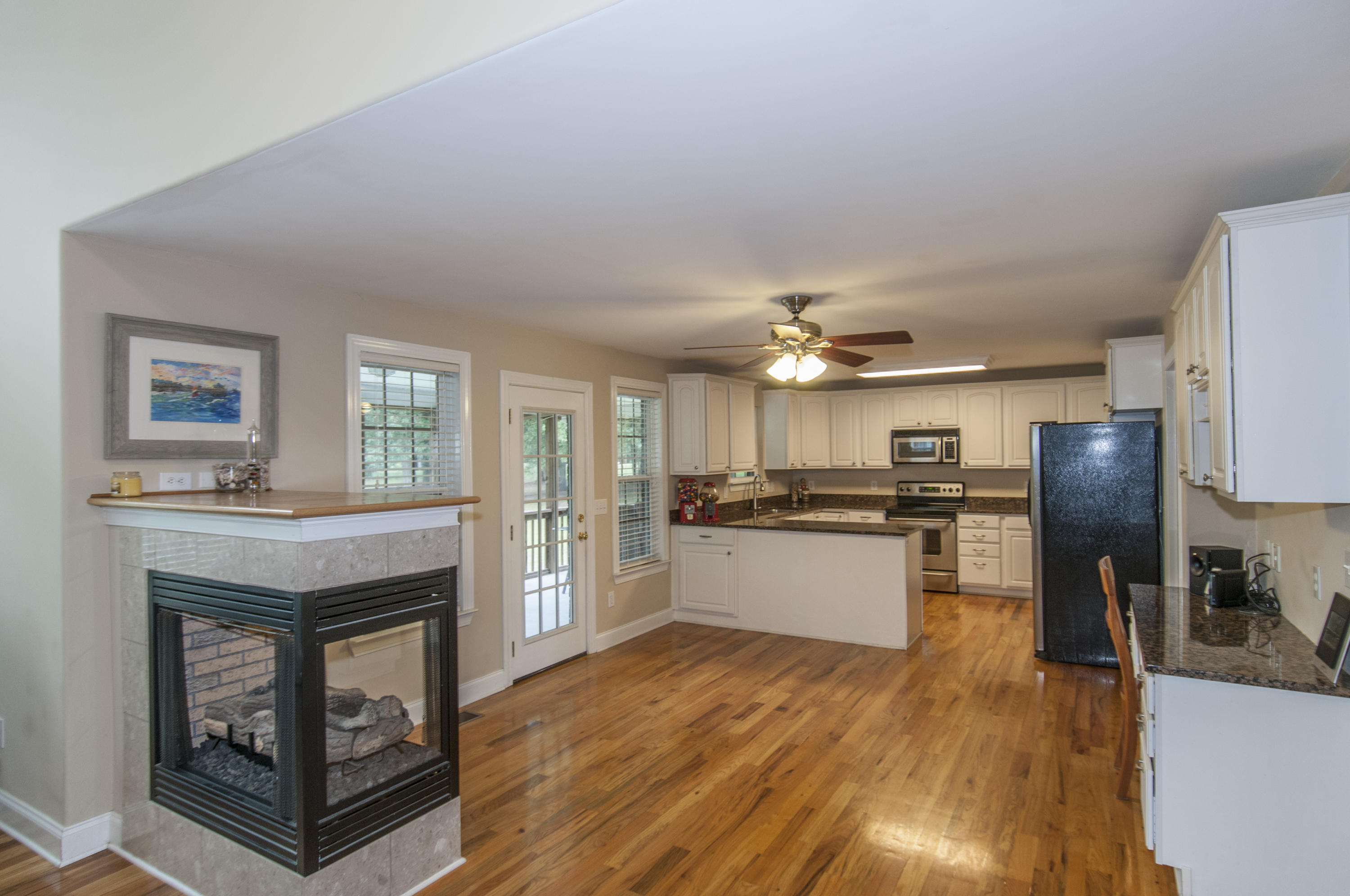 1328 Roma Road Hanahan, SC 29410 - Photo 23 of 60 _DSC6562