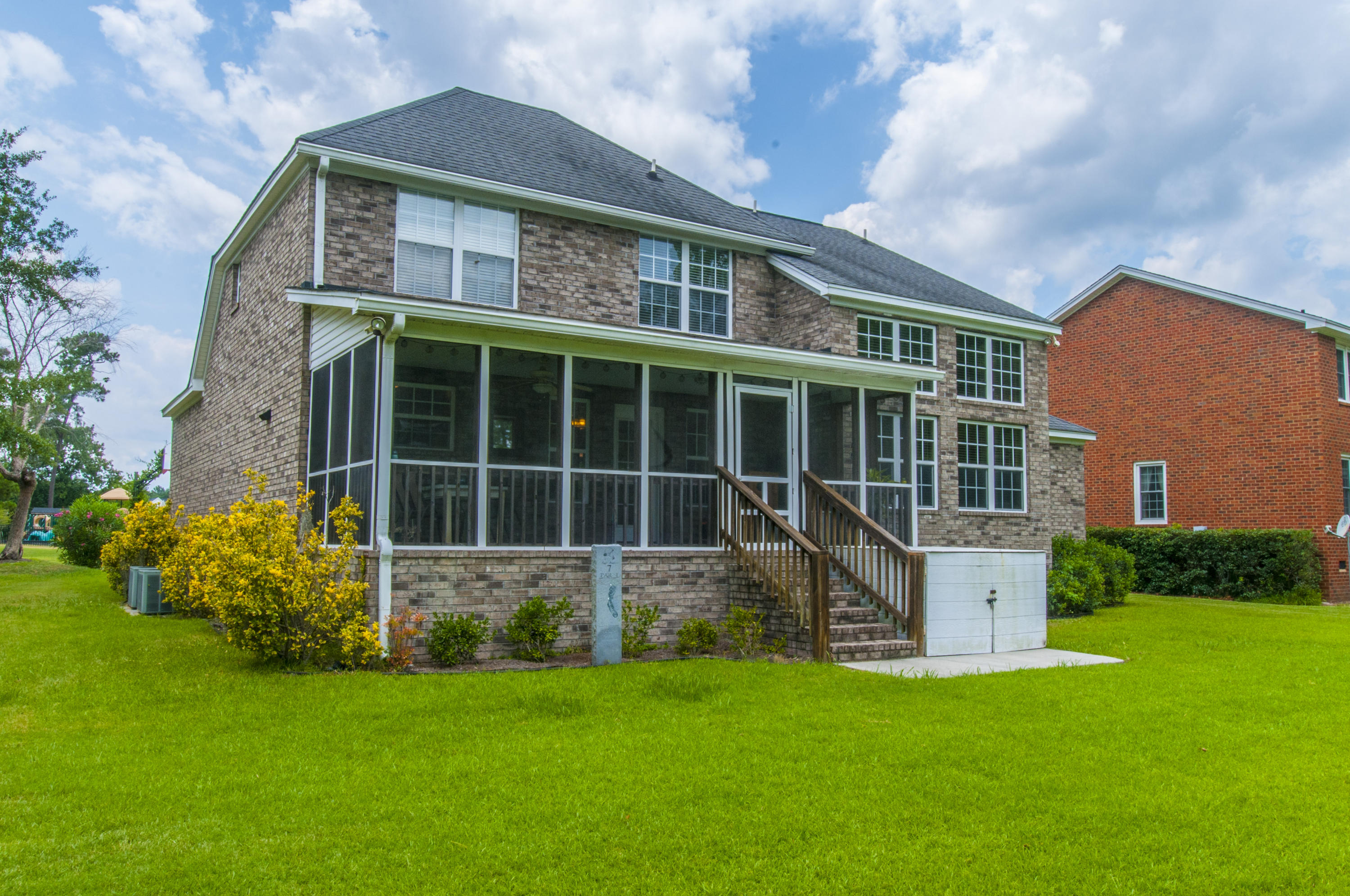 1328 Roma Road Hanahan, SC 29410 - Photo 5 of 60 _DSC6552