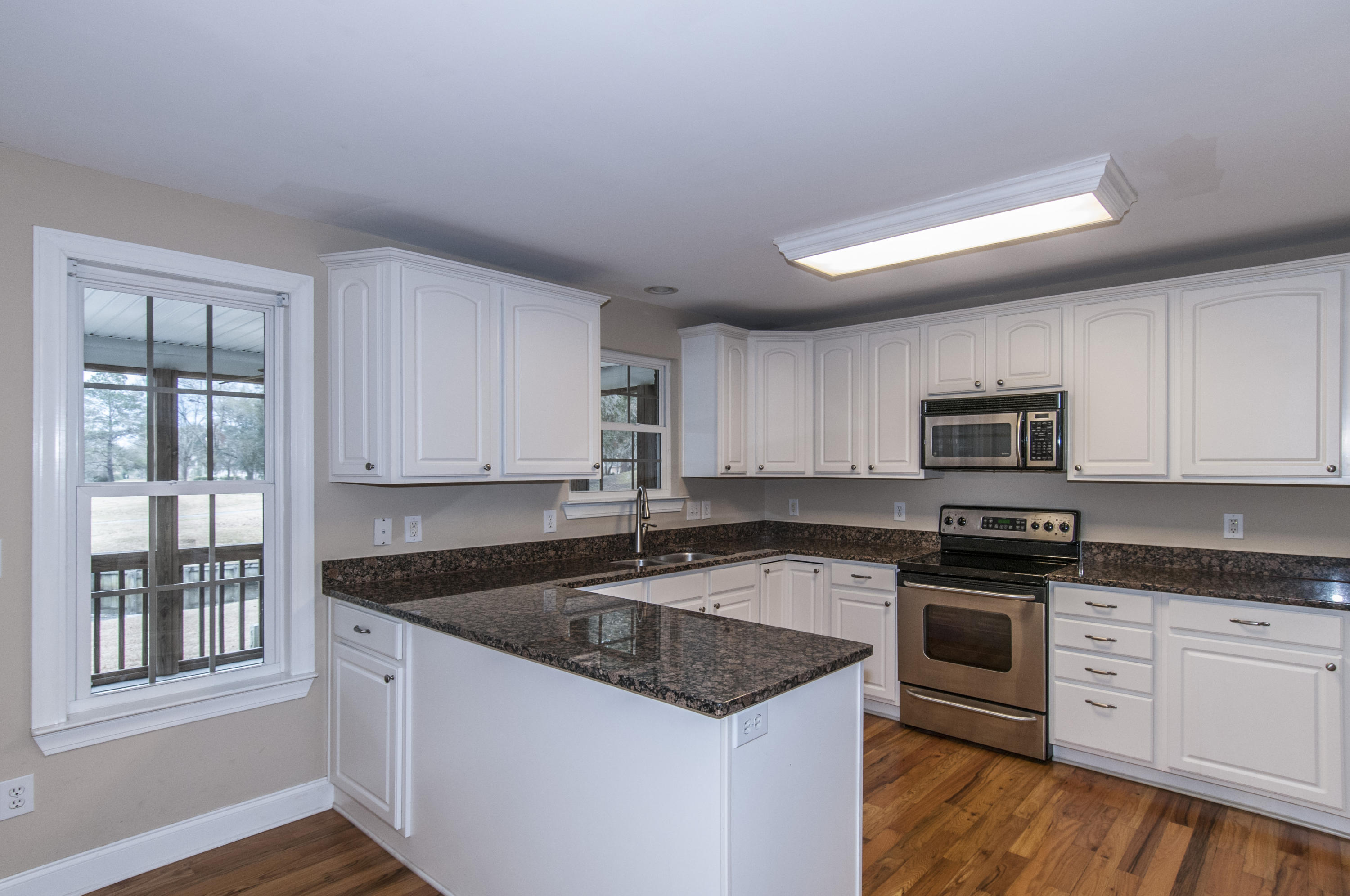 1328 Roma Road Hanahan, SC 29410 - Photo 50 of 60 _DSC0759