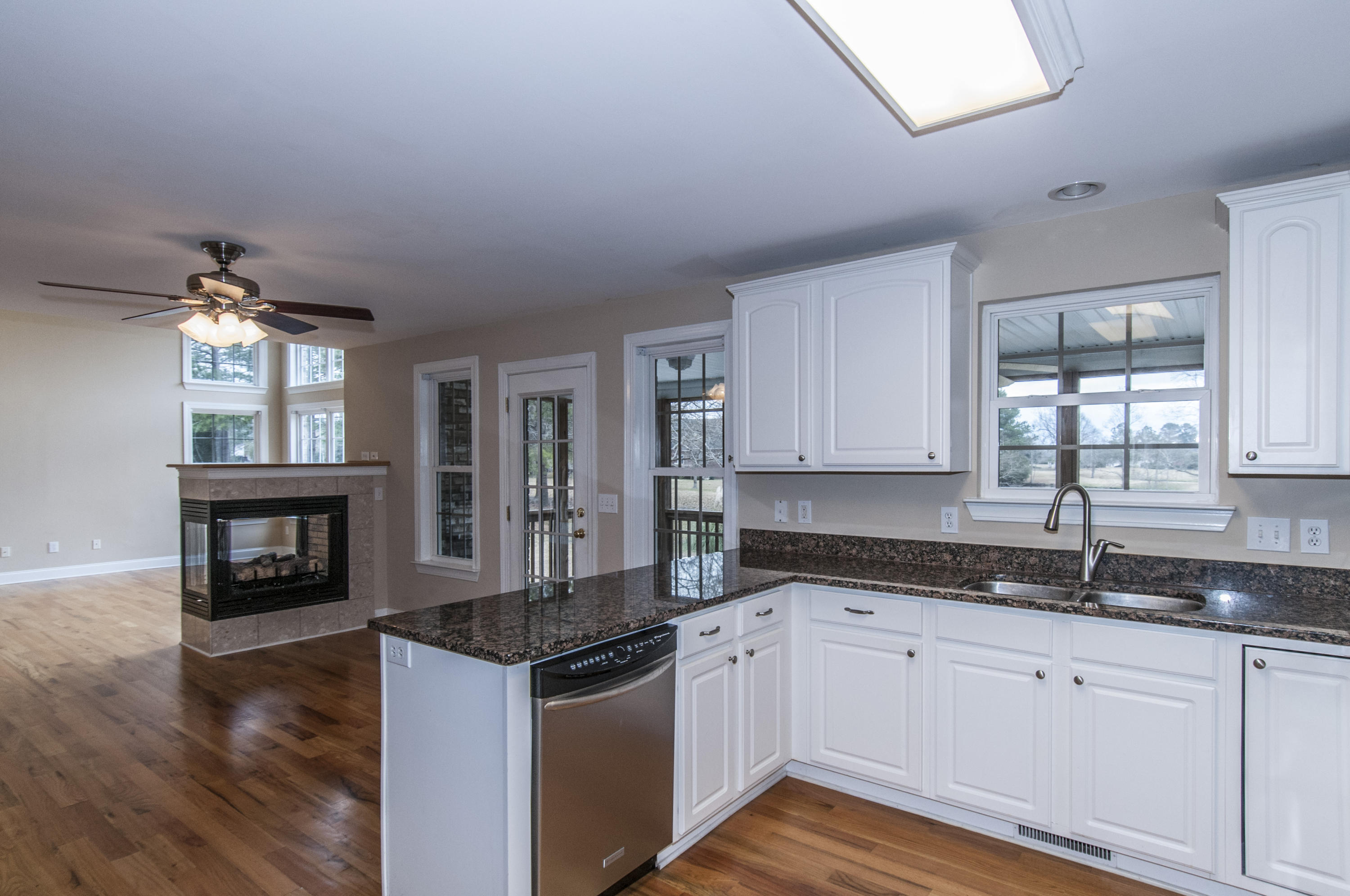1328 Roma Road Hanahan, SC 29410 - Photo 52 of 60 _DSC0761