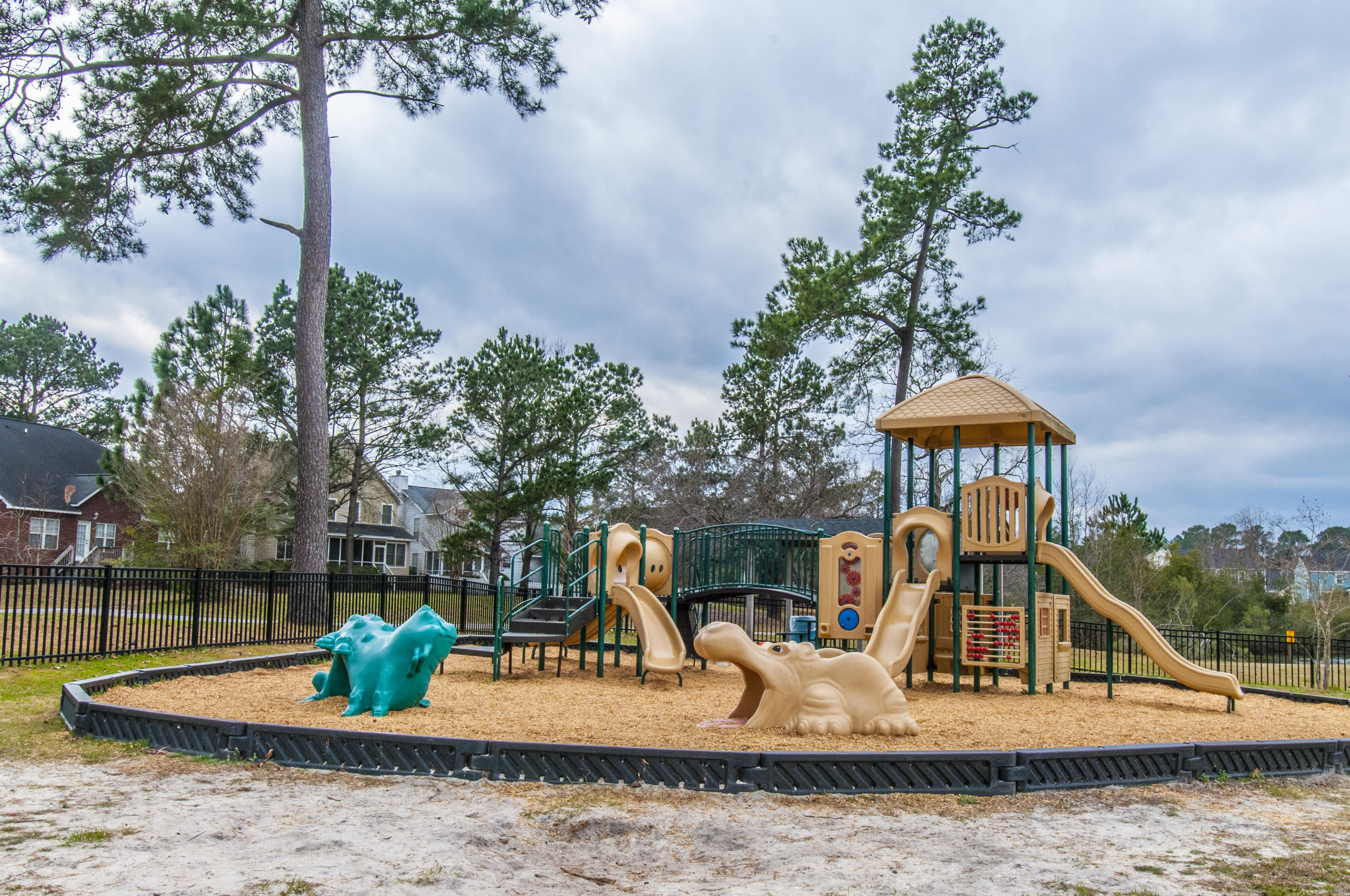 1328 Roma Road Hanahan, SC 29410 - Photo 10 of 60 _DSC0736