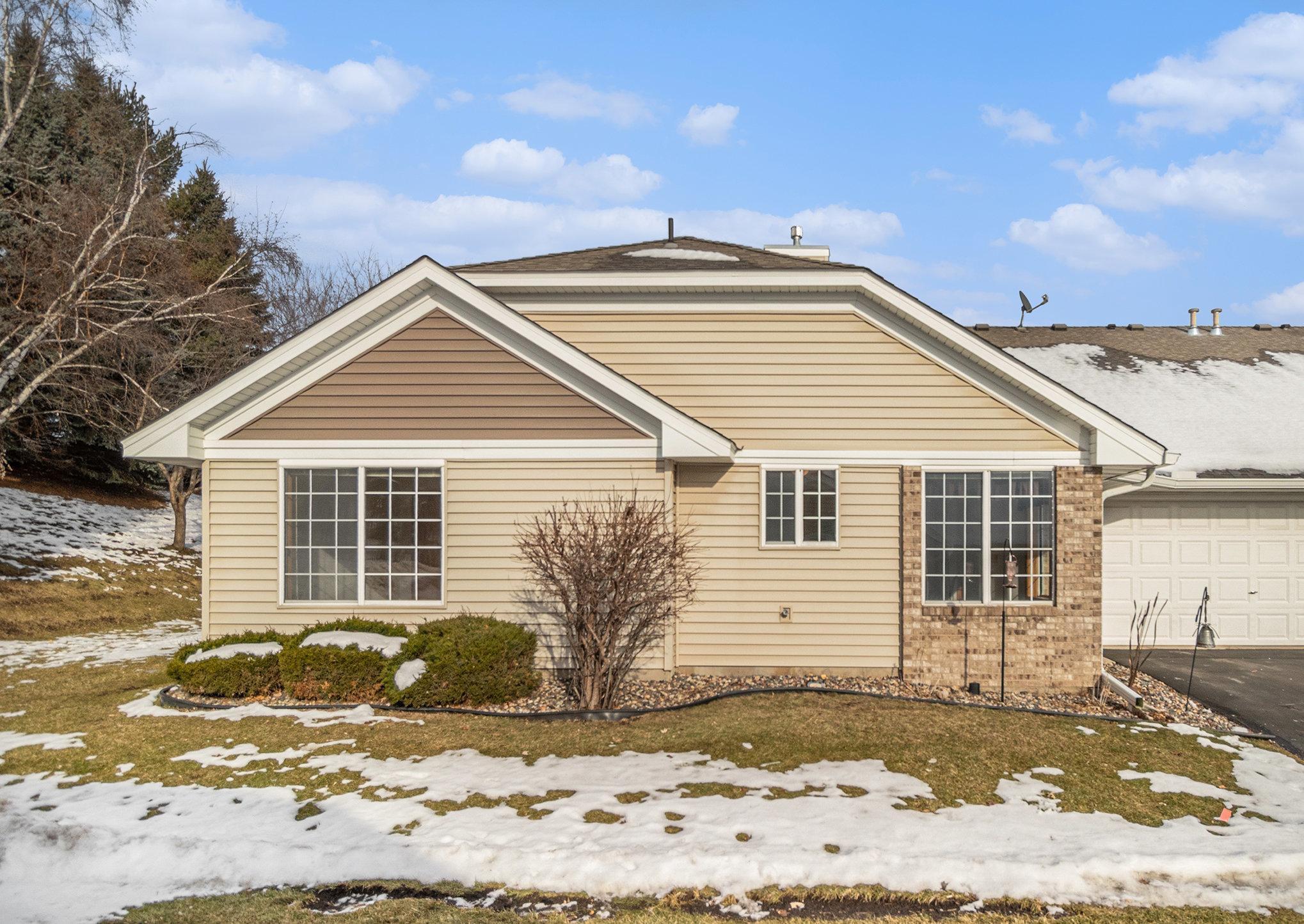 8571 Corcoran Path Inver Grove Heights, MN 55076 - Photo 2 of 32