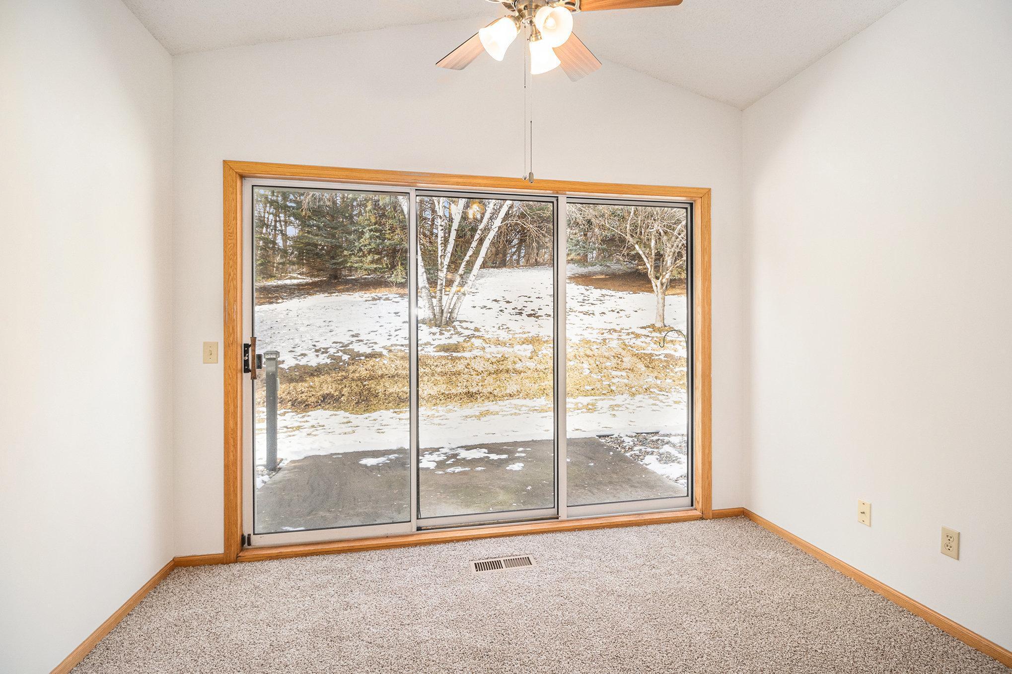 8571 Corcoran Path Inver Grove Heights, MN 55076 - Photo 9 of 32