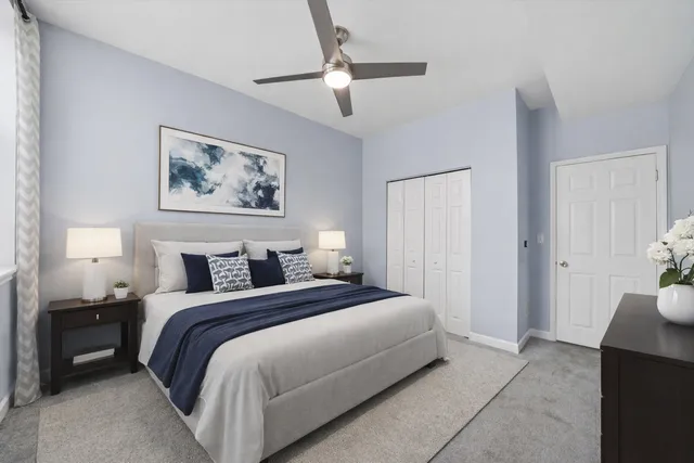 $259,999 | 2504 West Balmoral Avenue, Unit 1D, Chicago, IL 60625