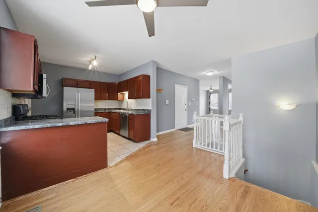 $259,999 | 2504 West Balmoral Avenue, Unit 1D, Chicago, IL 60625