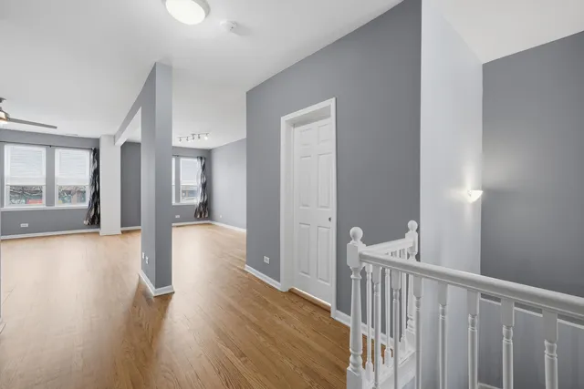 $259,999 | 2504 West Balmoral Avenue, Unit 1D, Chicago, IL 60625