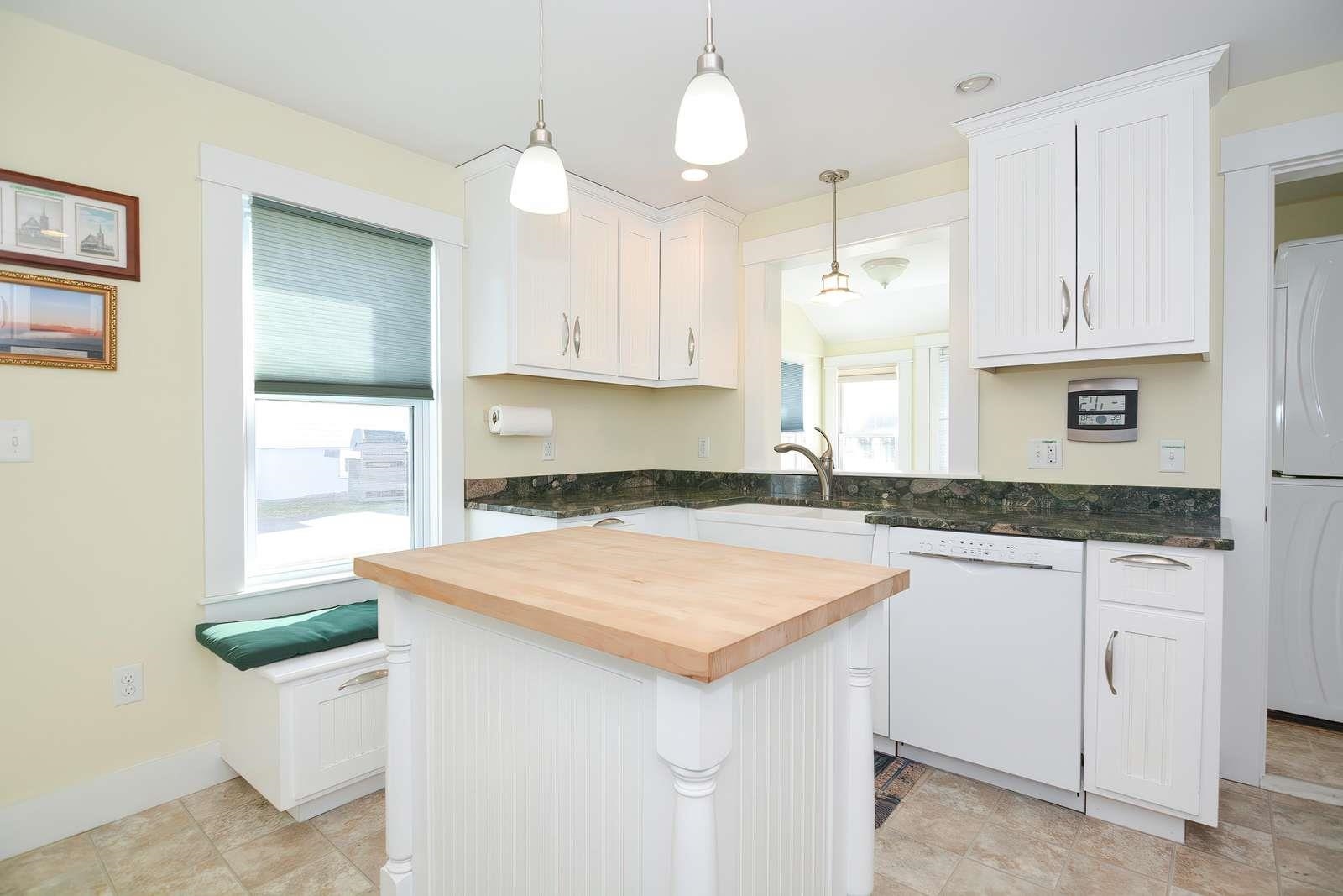 7 Lyons Street Hampton, NH 03842 - Photo 3 of 24 Gallery Image 3