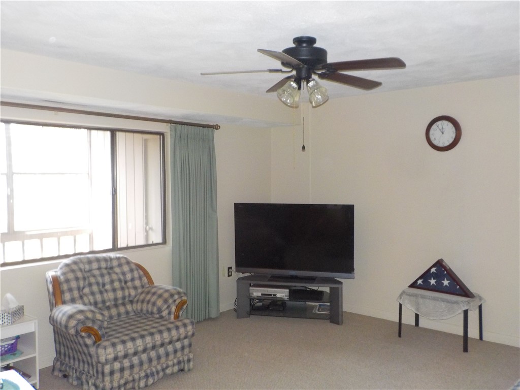 196 Old River Road, Unit 7D Lincoln, RI 02865 - Photo 6 of 10