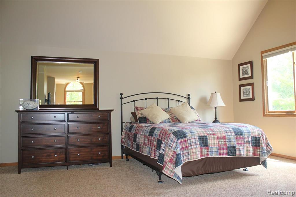 1794 Skyline Drive Rochester Hills, MI 48306 - Photo 28 of 41