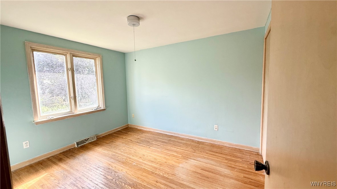 2547 William Street, Unit RIGHT Cheektowaga, NY 14206 - Photo 4 of 13