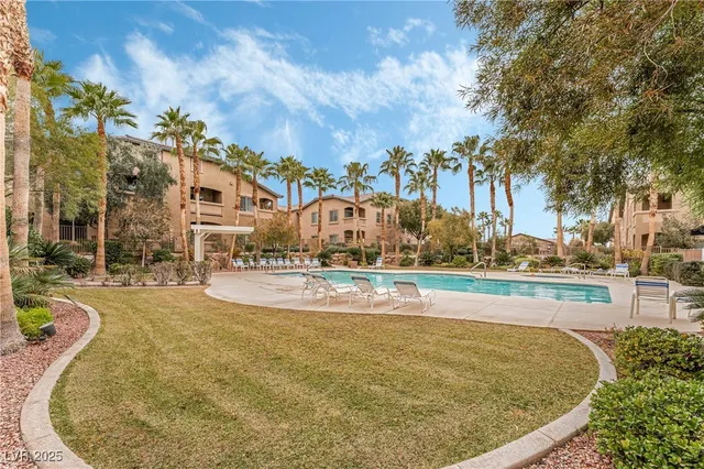 $1,350 | 8985 South Durango Drive, Unit 1074, Las Vegas, NV 89113