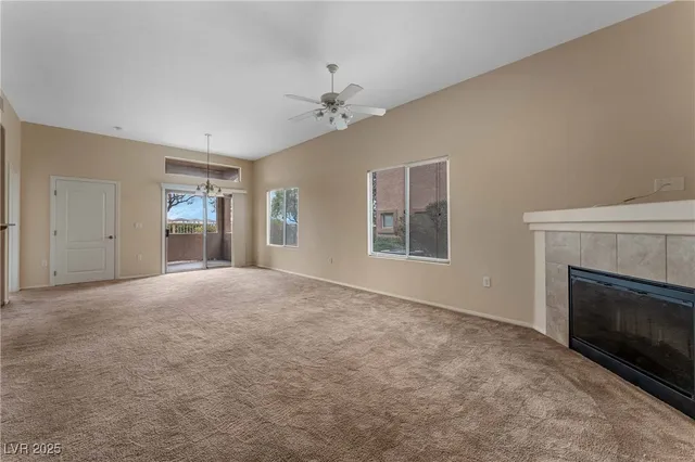 $1,350 | 8985 South Durango Drive, Unit 1074, Las Vegas, NV 89113