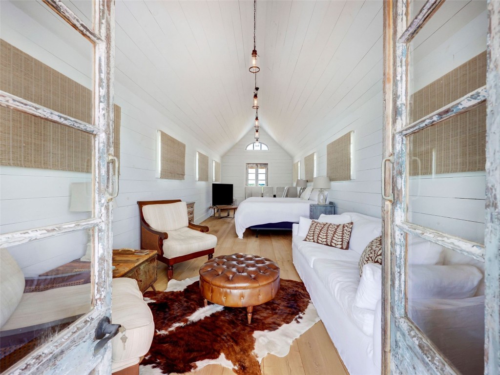 314 Big Sky Ranch Road Smithville, TX 78957 - Photo 35 of 40 a living room with furniture and a large window