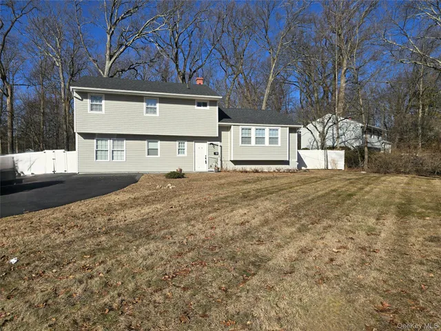 $850,000 | 44 Twin Elms Lane, New City, NY 10956