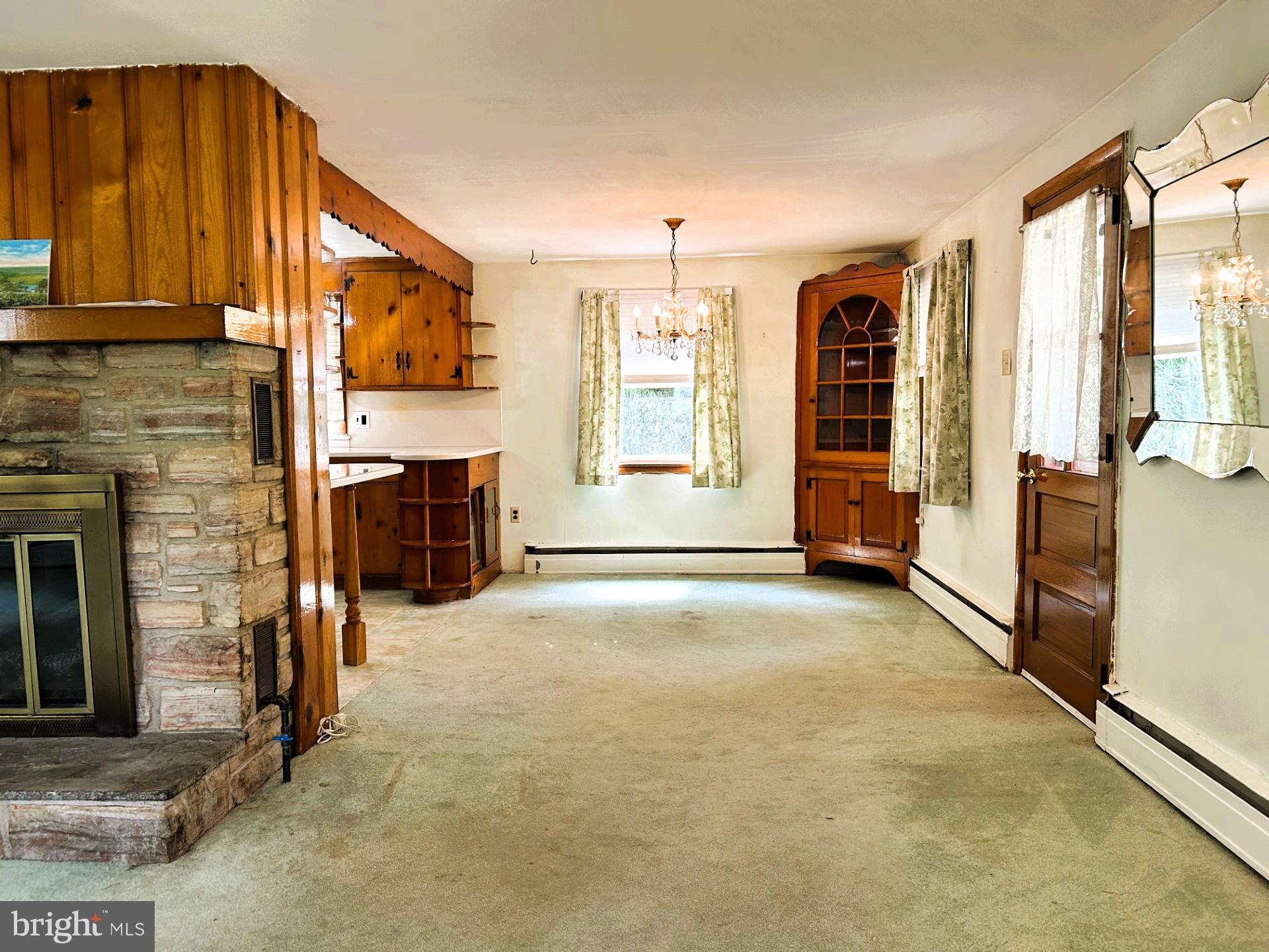 19 Cepp Road Perkiomenville, PA 18074 - Photo 10 of 24 Dining room